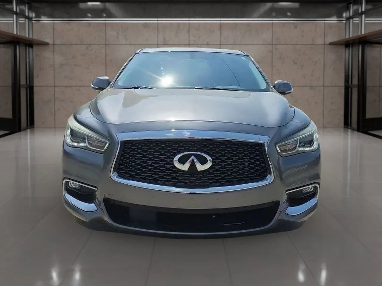 Used 2018 INFINITI QX60 FWD image 4