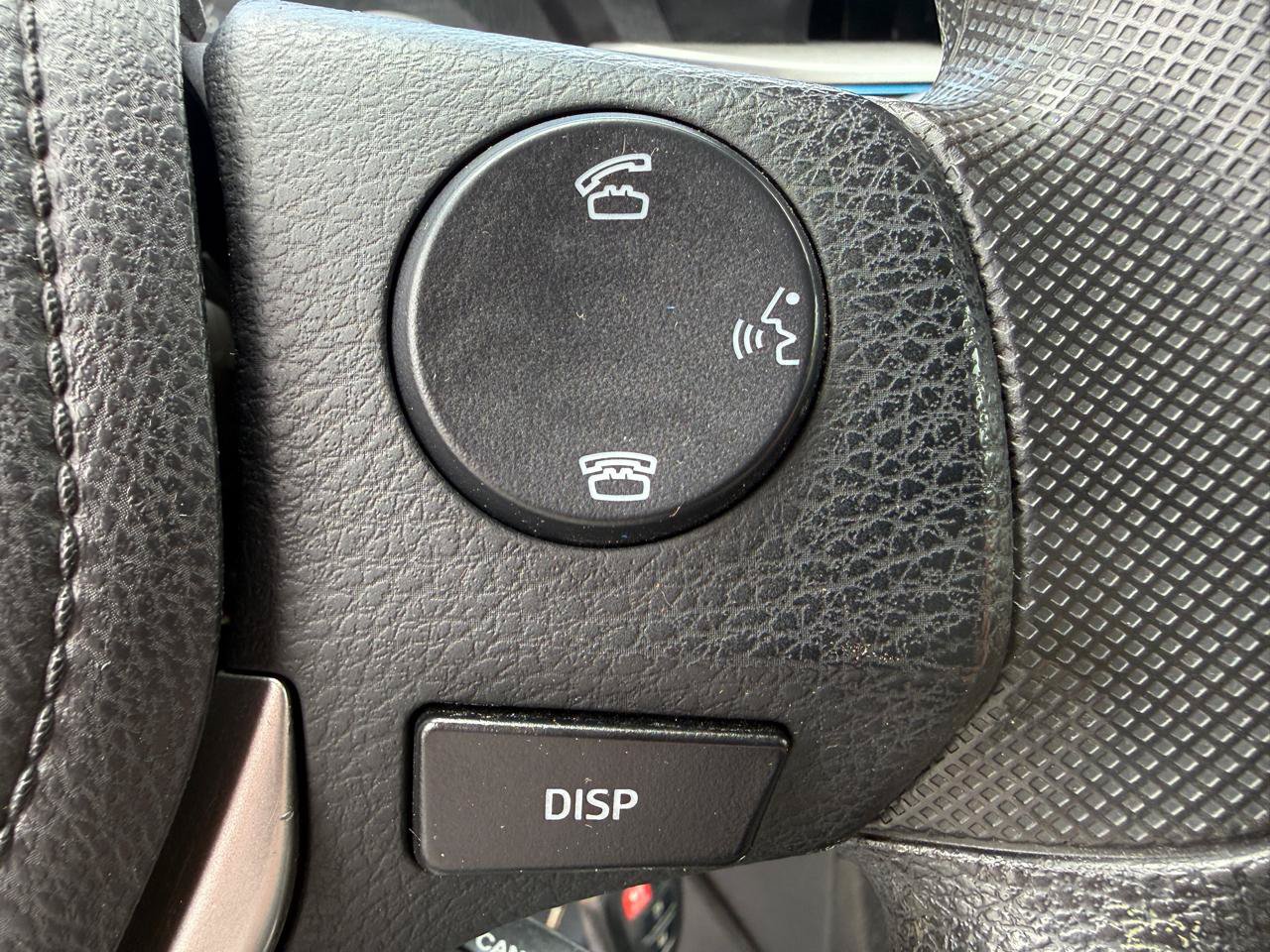 Used 2015 Toyota Corolla LE FWD image 15