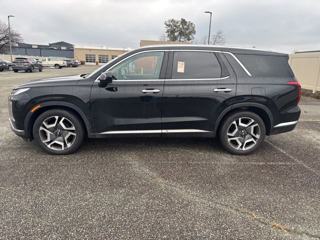 Used 2023 Hyundai Palisade Limited w/ Cargo Package image 1