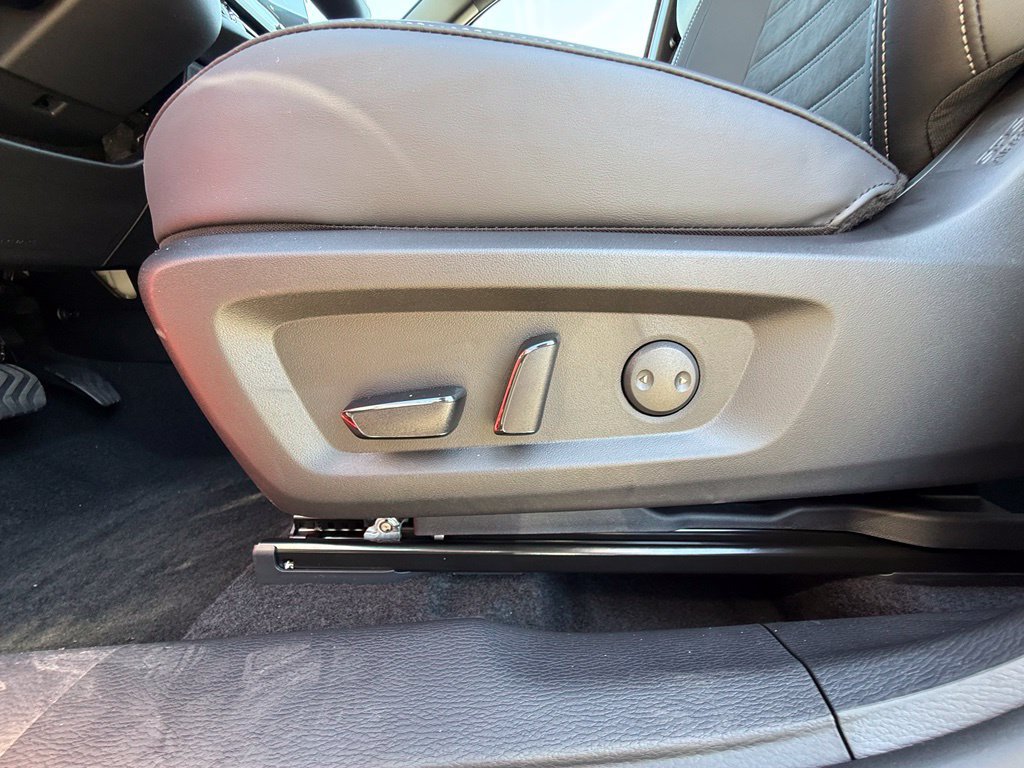New 2026 Mitsubishi Outlander LE FWD image 34