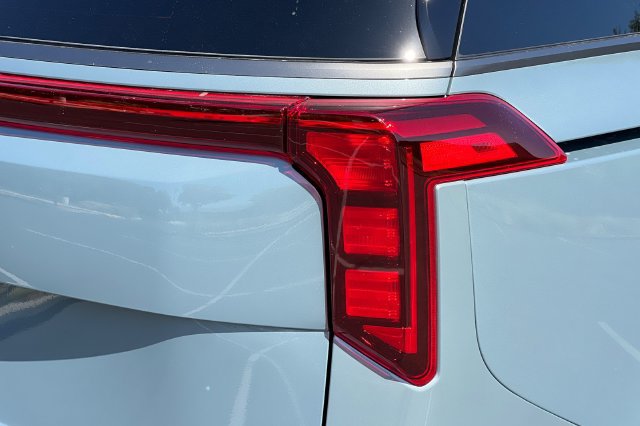 New 2027 Kia Carnival SX FWD image 35