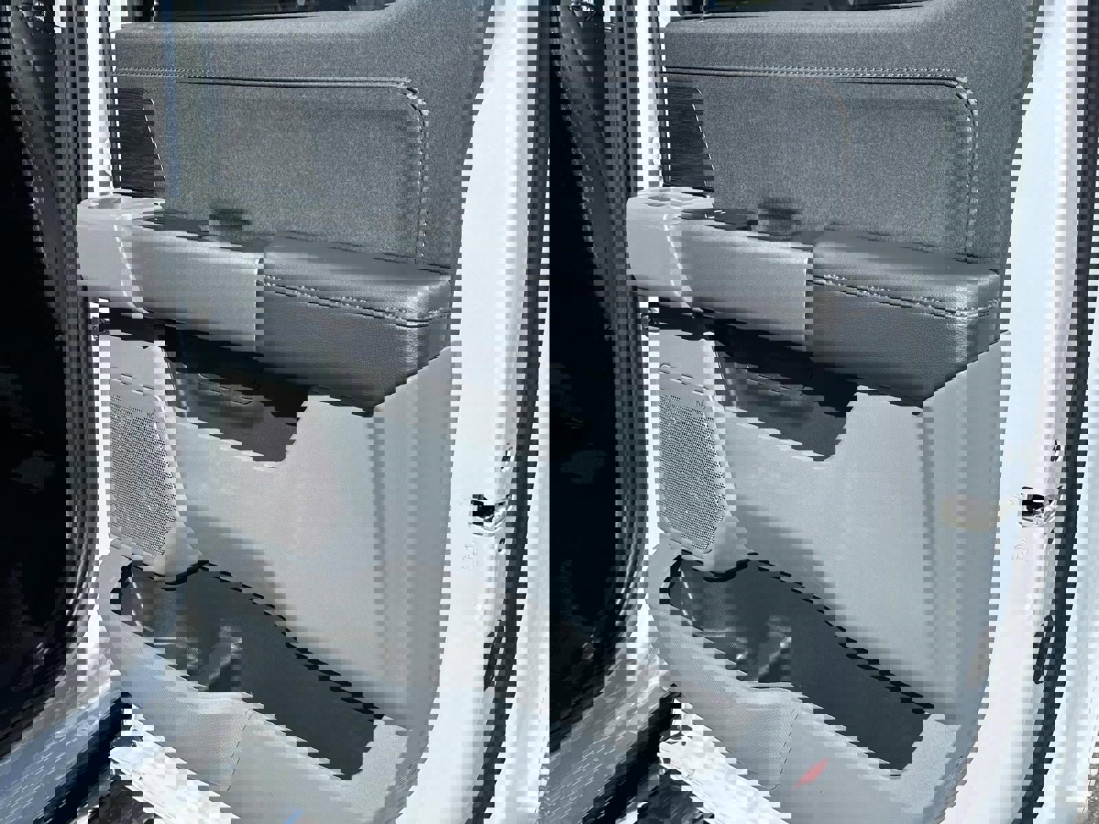 New 2025 Ford F150 Lariat w/ Equipment Group 502A High image 49