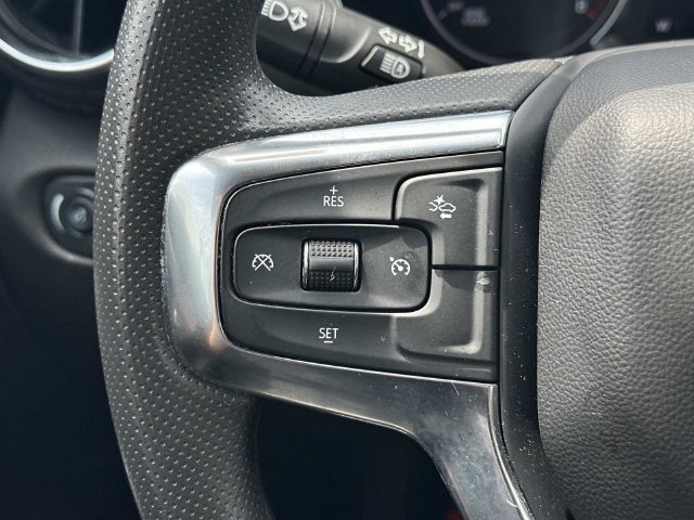 Used 2024 Chevrolet Blazer LT w/ Convenience Package FWD image 24