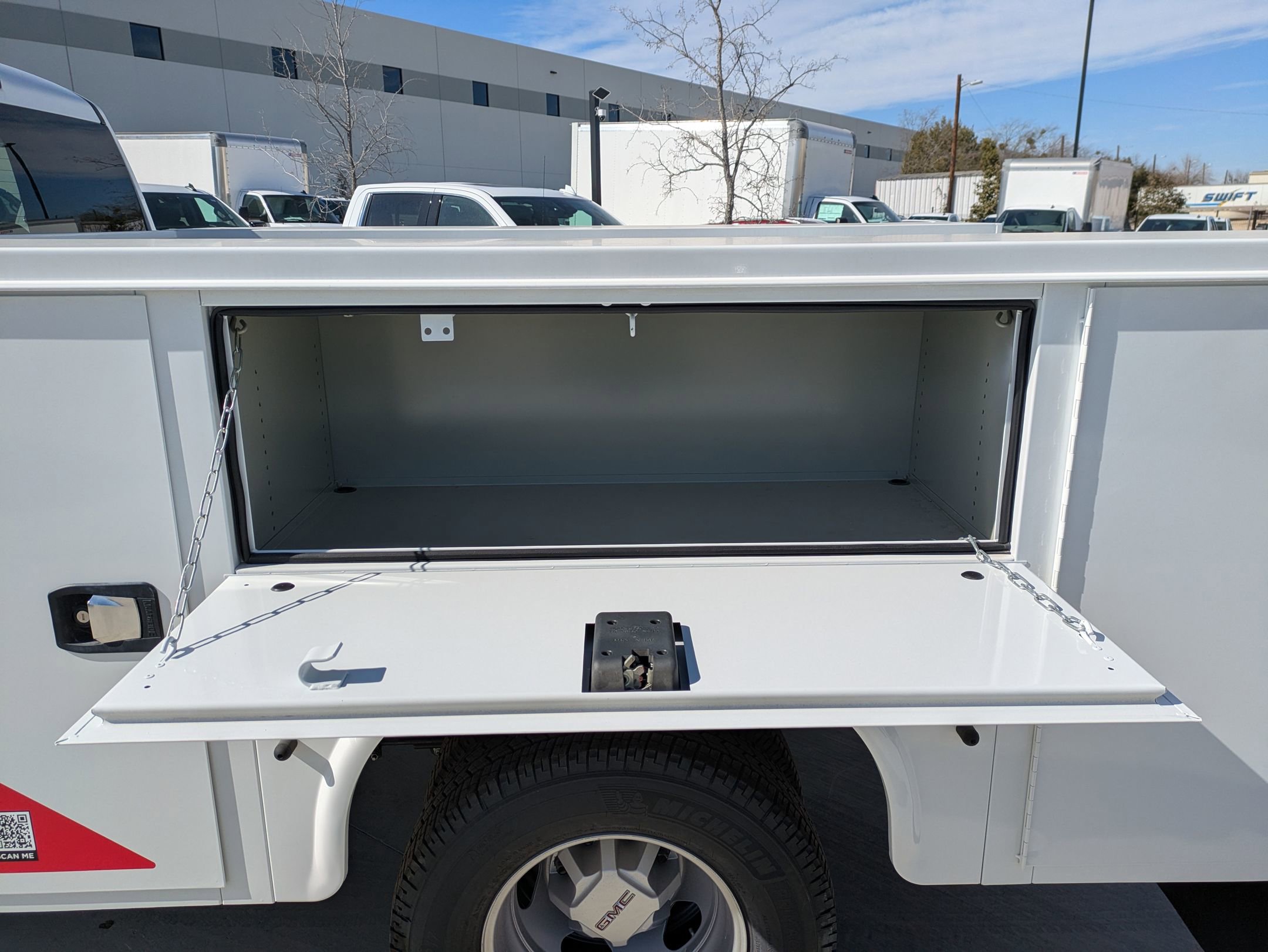 New 2024 GMC Sierra 3500 Pro w/ Convenience Package image 26