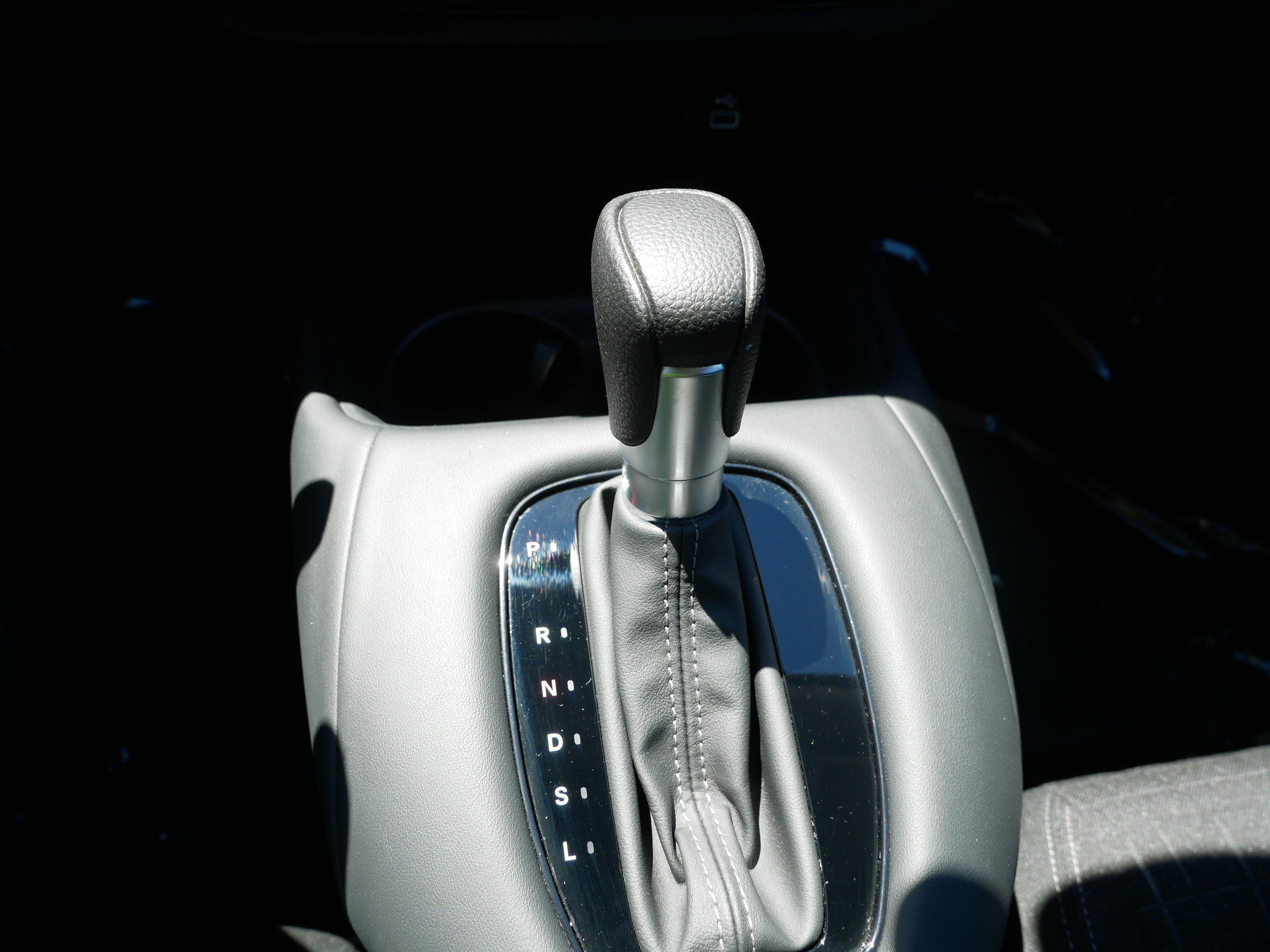 Certified 2024 Honda HR-V LX image 24