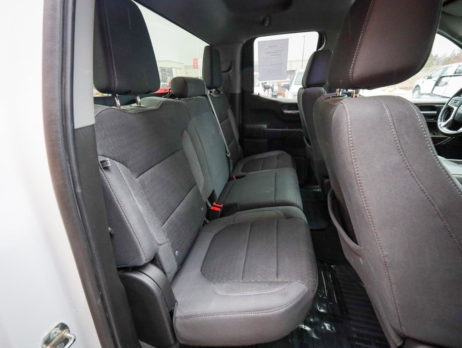 Used 2021 Chevrolet Silverado 1500 LT w/ Bed Protection Package image 27