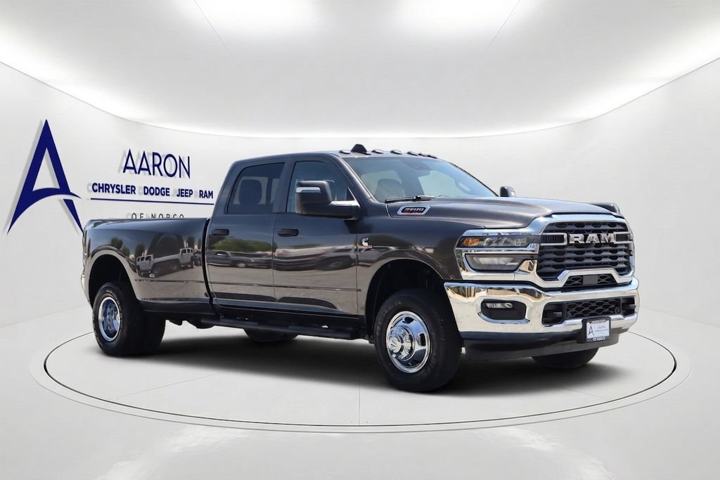 New 2026 RAM 3500 Tradesman AWD/4WD image 3