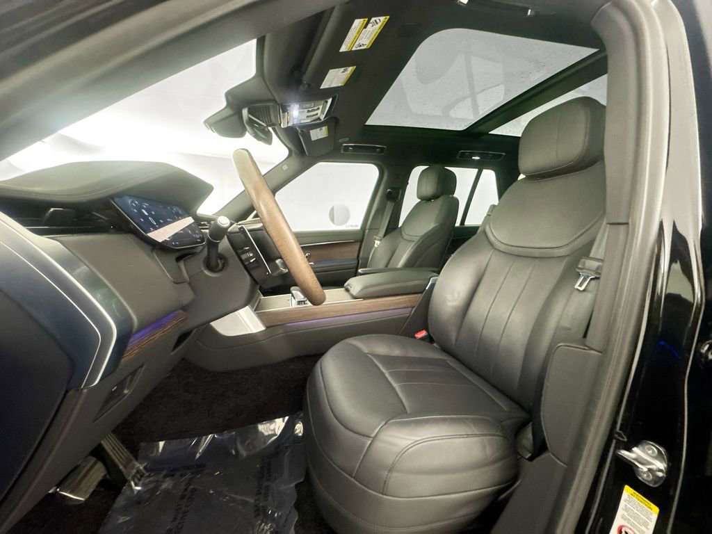 Certified 2024 Land Rover Range Rover SE AWD/4WD image 18