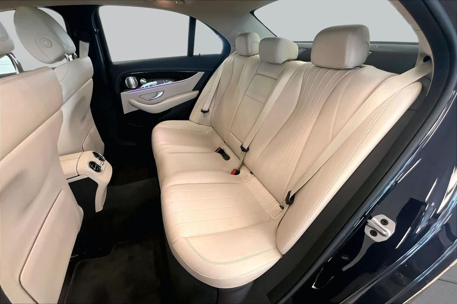 Used 2021 Mercedes-Benz E 350 Sedan image 17