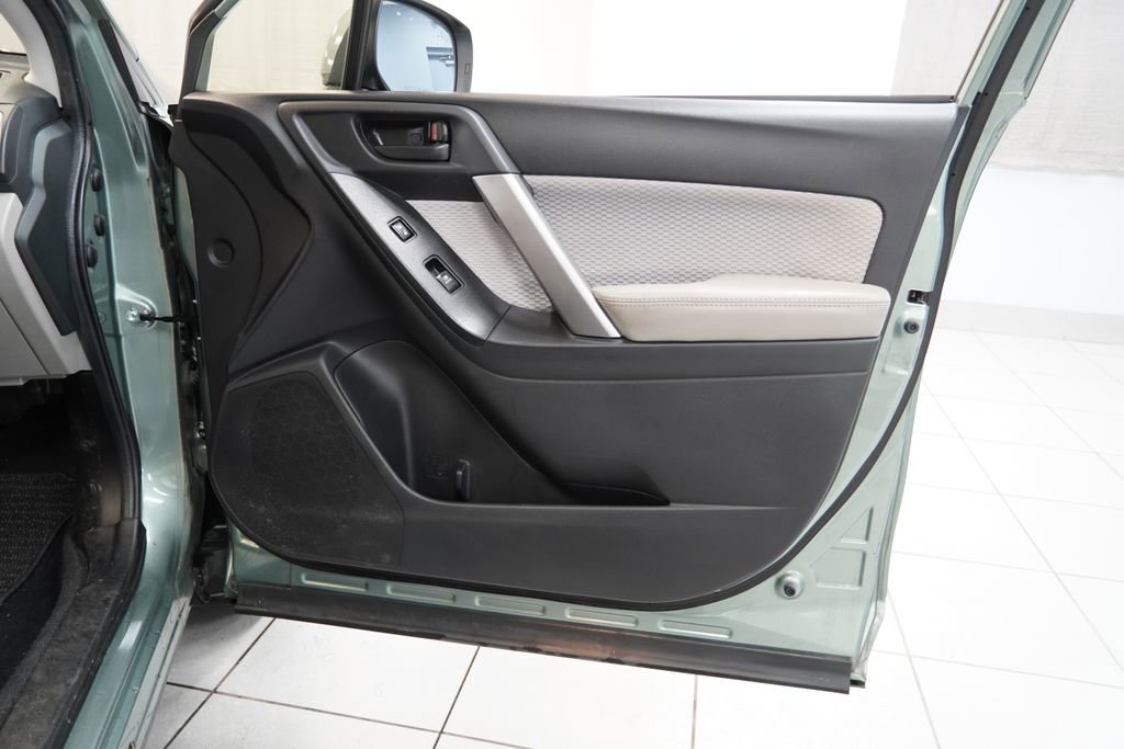 Used 2018 Subaru Forester 2.5i Premium image 20