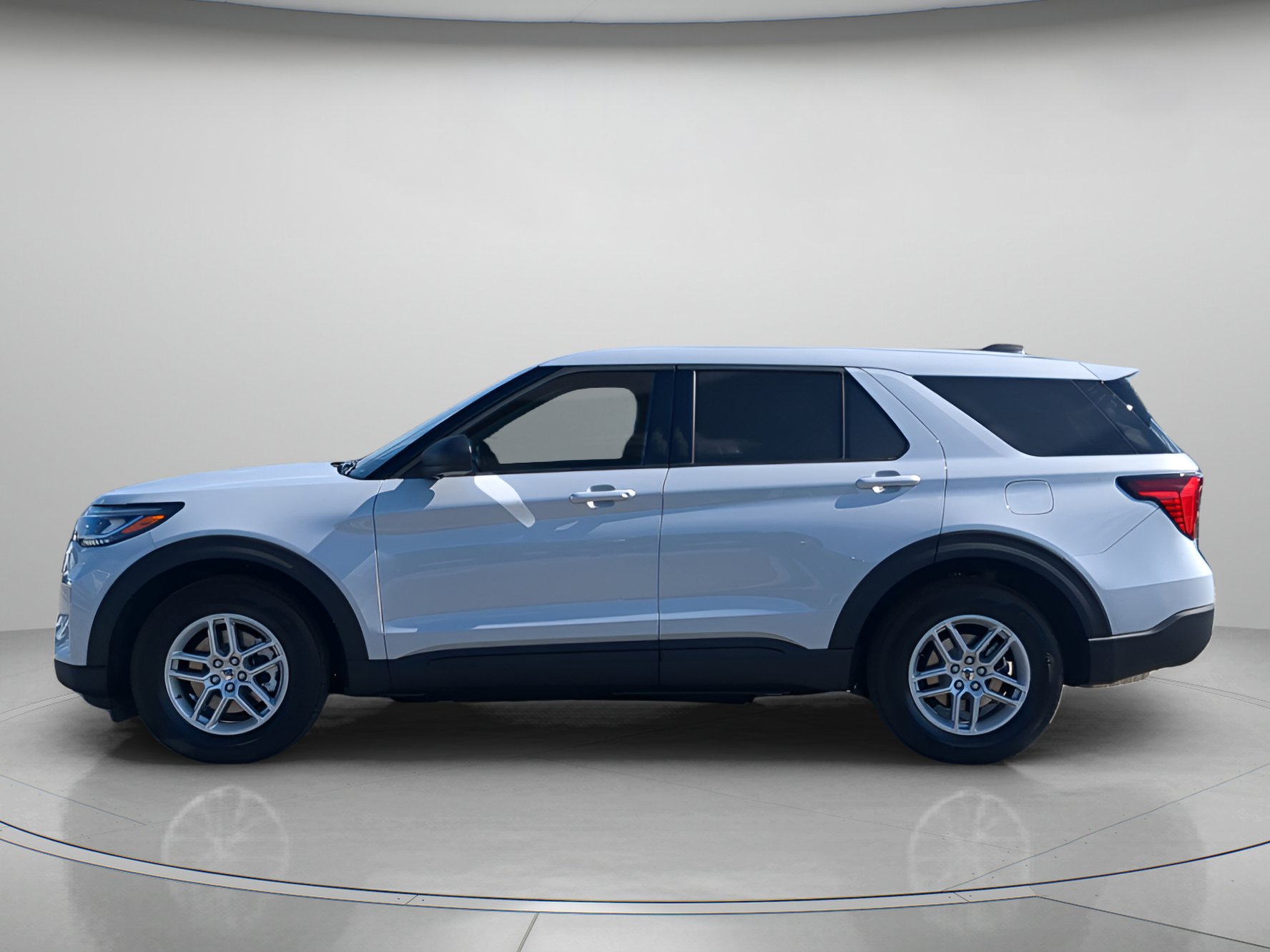 New 2026 Ford Explorer Active RWD image 46