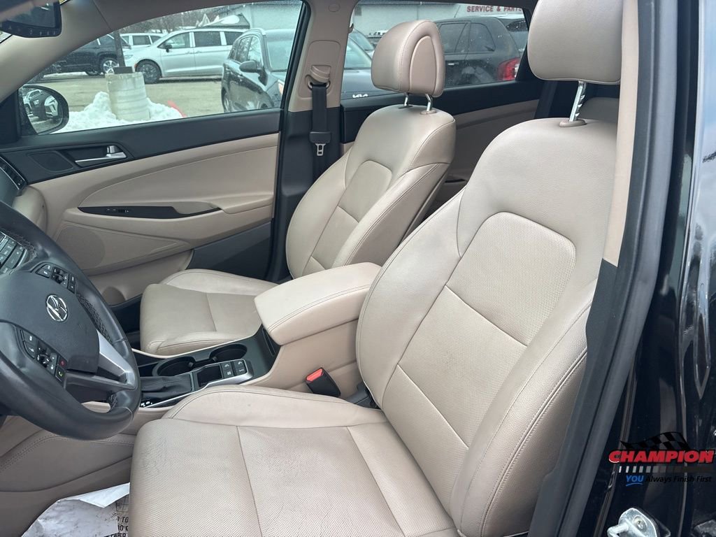 Used 2016 Hyundai Tucson Limited w/ Option Group 03 image 25