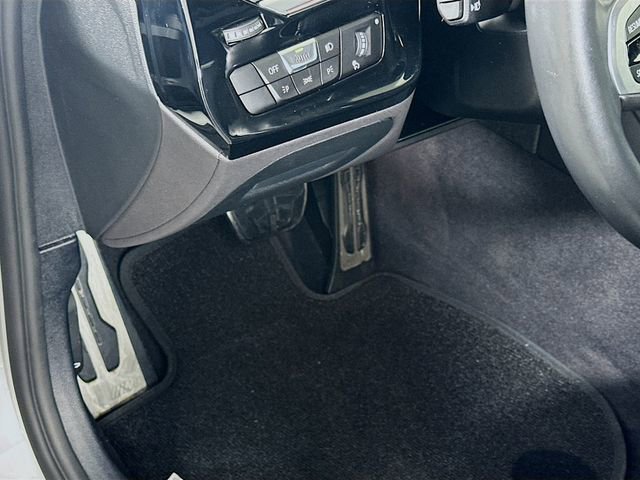 Used 2022 BMW Z4 sDrive30i w/ Premium Package image 10