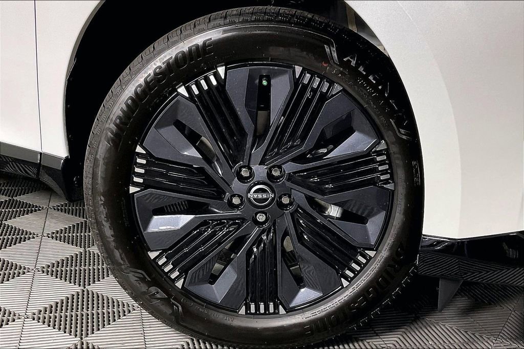 New 2026 Nissan Murano Platinum w/ Cargo Package AWD/4WD image 16