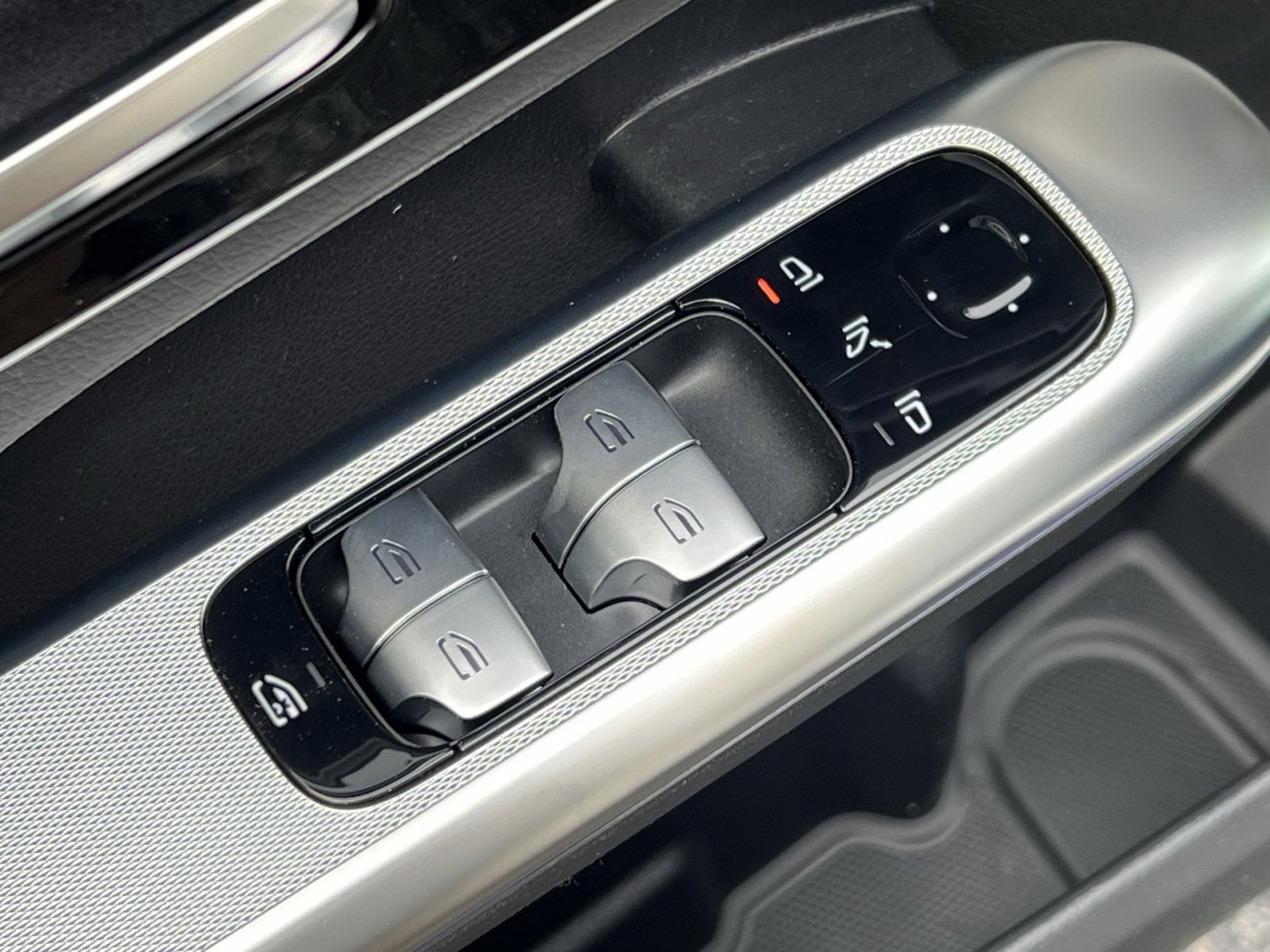 New 2026 Mercedes-Benz GLC 300 4MATIC image 13