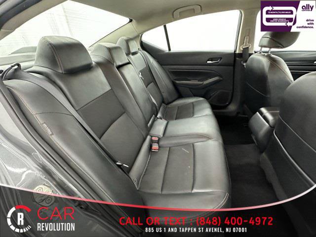 Used 2022 Nissan Altima 2.5 SR AWD/4WD image 37