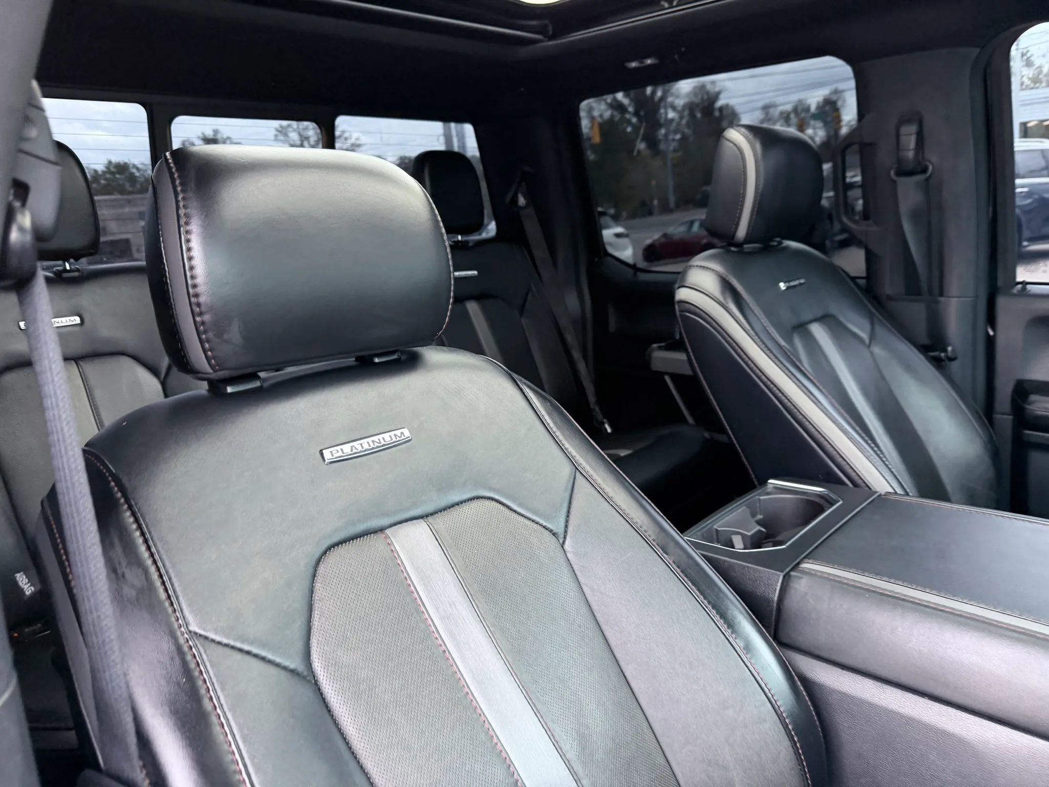 Used 2019 Ford F150 Platinum w/ Equipment Group 701A Luxury image 27