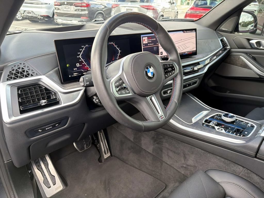 Used 2025 BMW X5 M60i AWD/4WD image 20