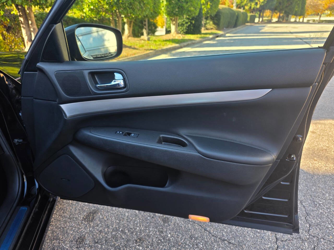 Used 2010 INFINITI G37 x Sedan w/ Premium Pkg image 33