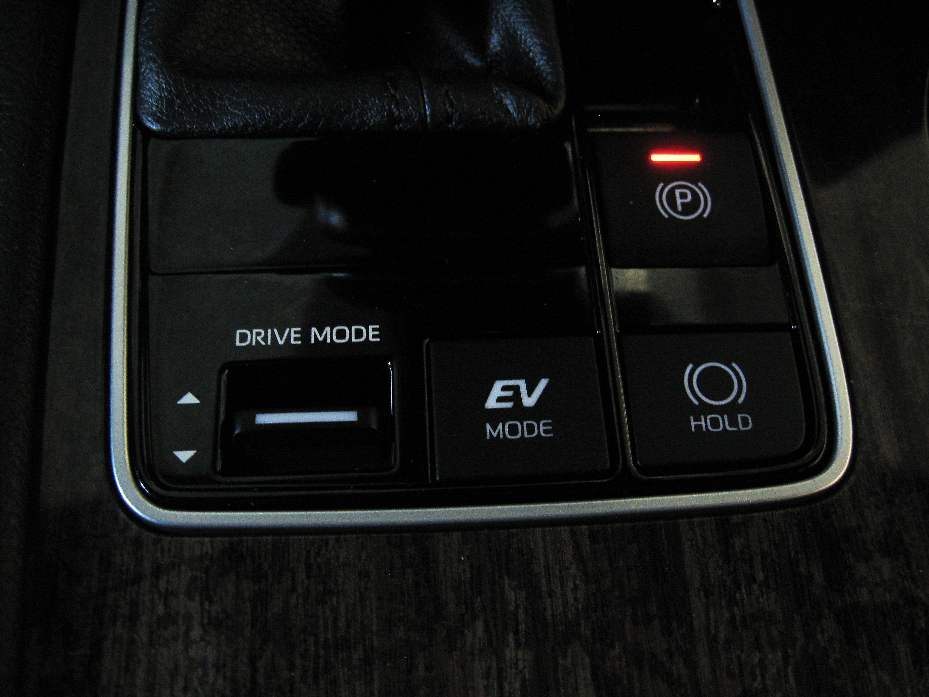 Used 2025 Toyota Sienna Platinum image 20