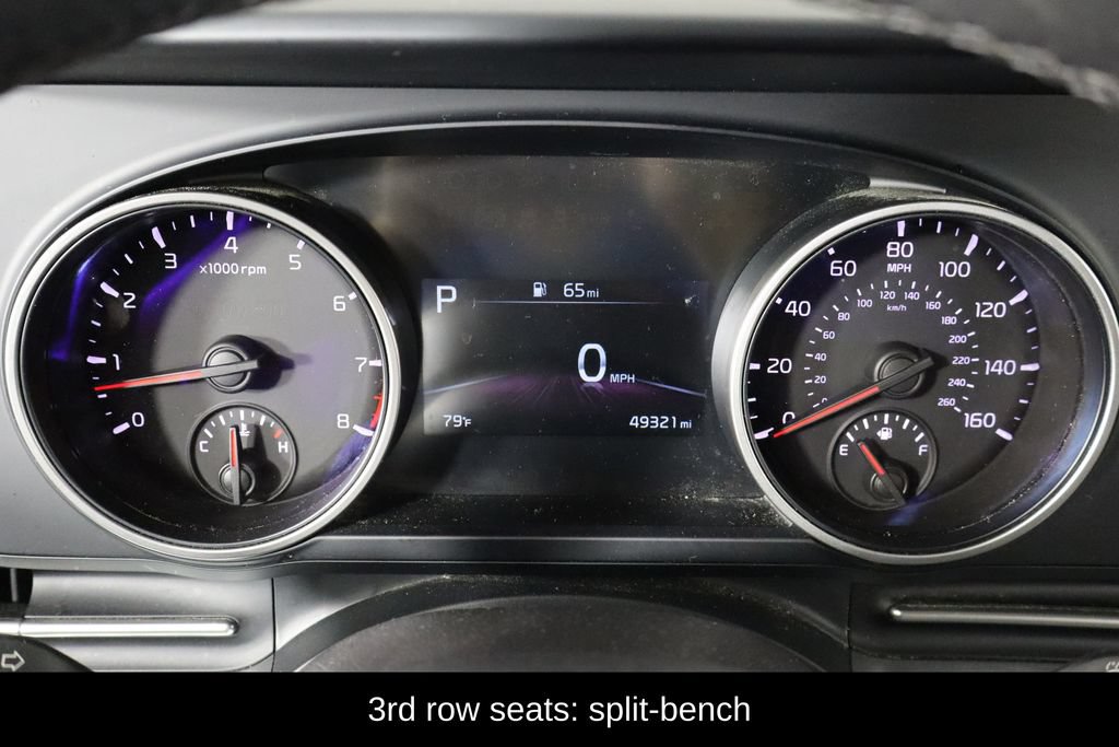 Used 2023 Kia Carnival LX FWD image 11