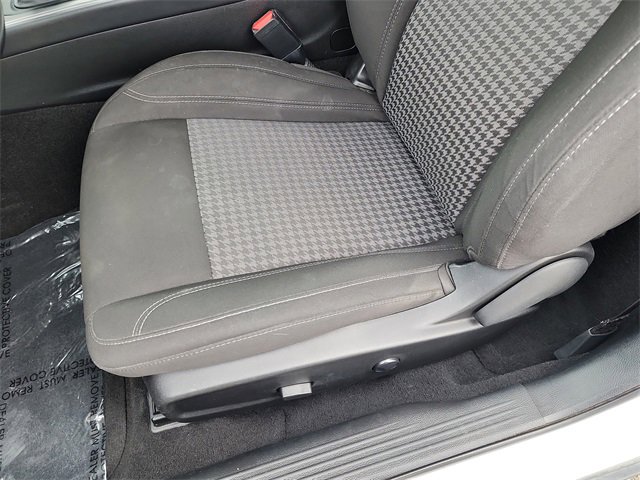 Used 2023 Dodge Challenger SXT image 13