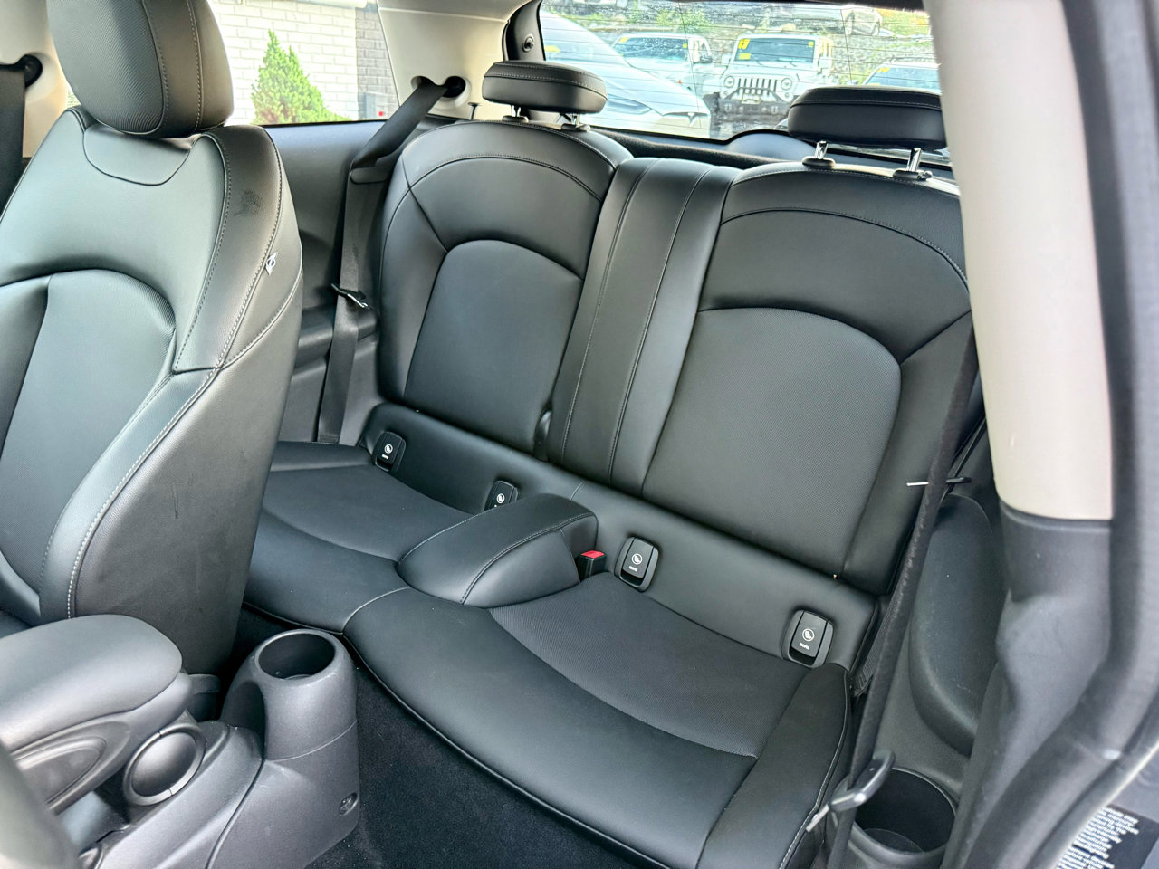 Used 2015 MINI Cooper S image 17