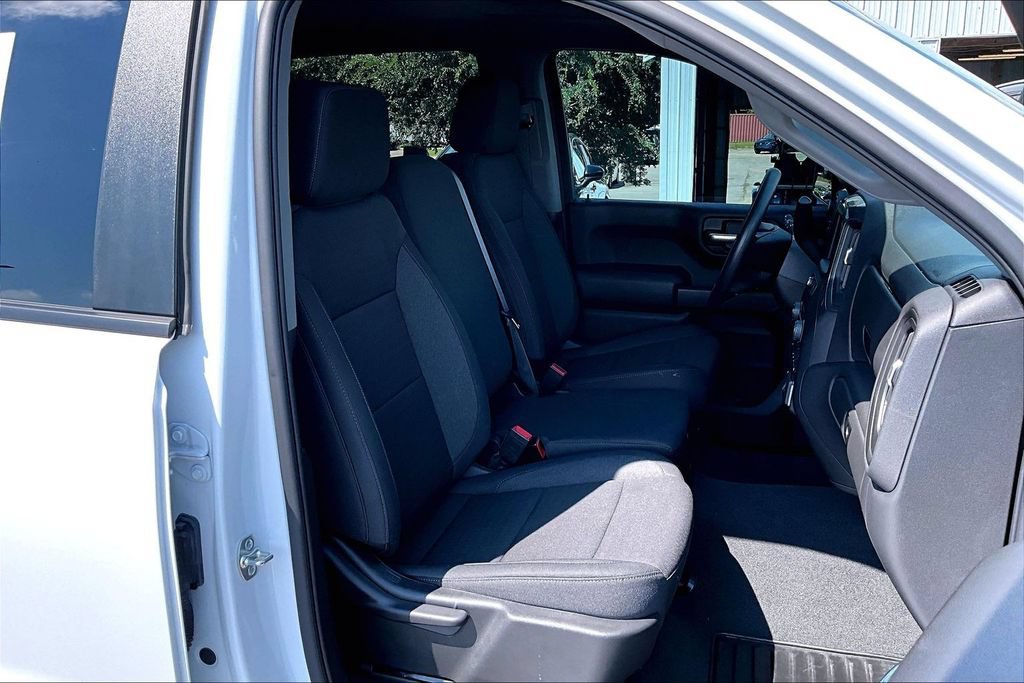 Used 2026 Chevrolet Silverado 1500 Custom Trail Boss w/ LPO, Dark Essentials Package AWD/4WD image 31