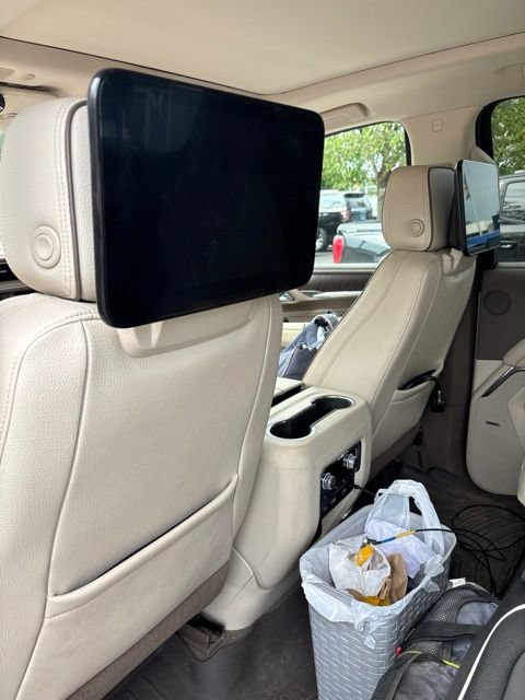 Used 2021 GMC Yukon XL Denali AWD/4WD image 5