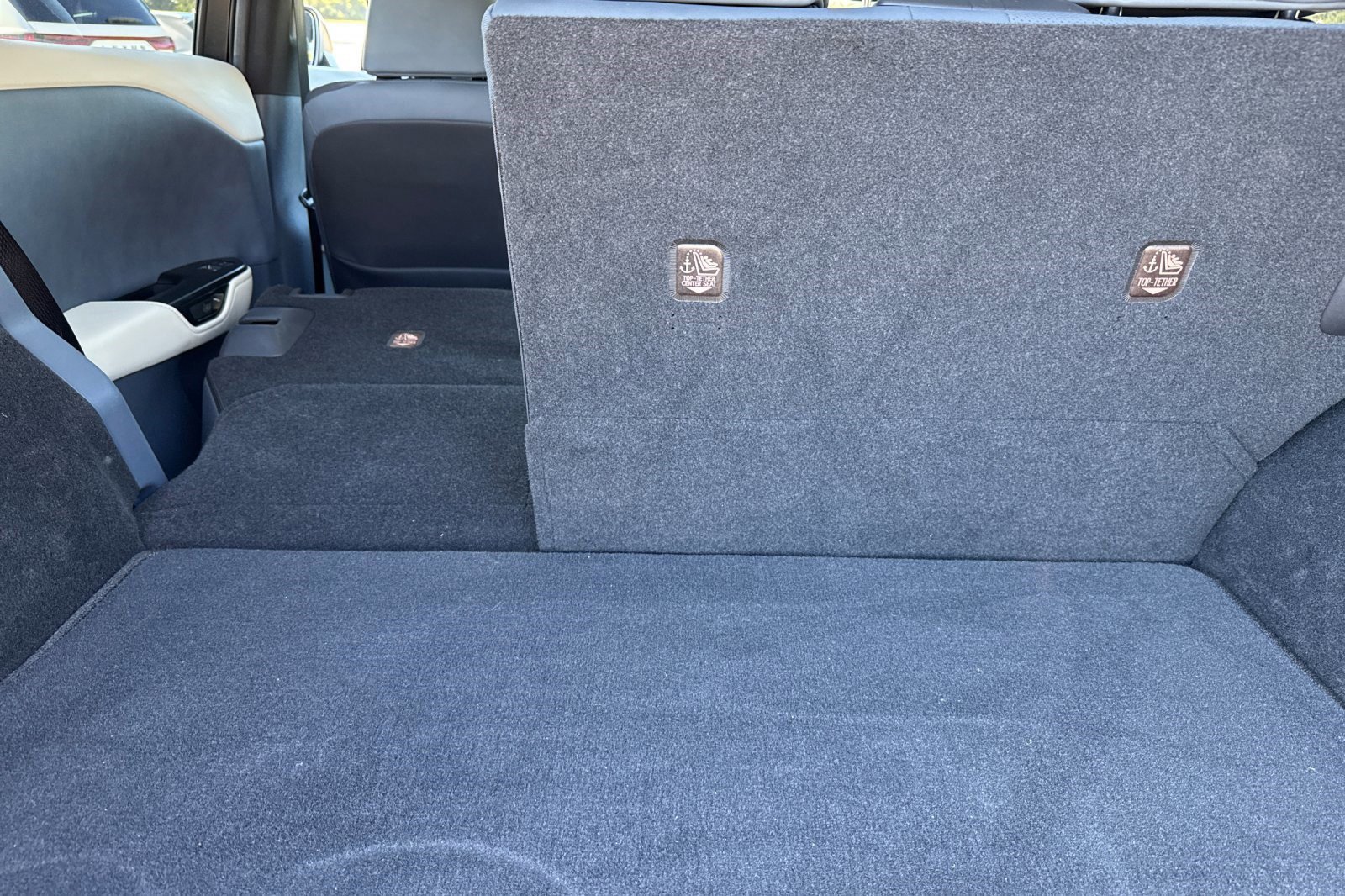 Used 2023 Lexus RZ 450e Premium w/ Technology Package image 30