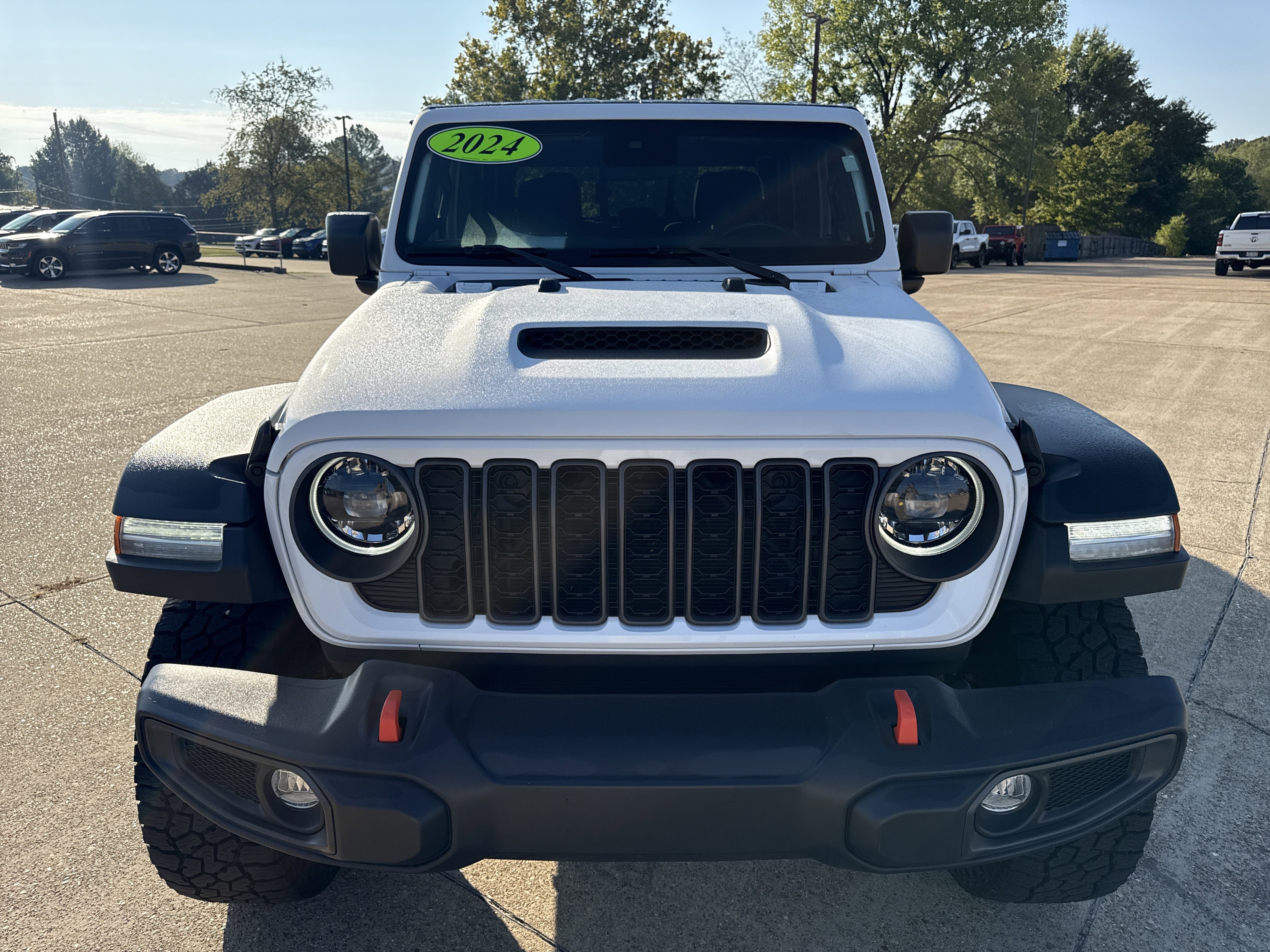 Used 2024 Jeep Gladiator Mojave w/ Safety Group image 3