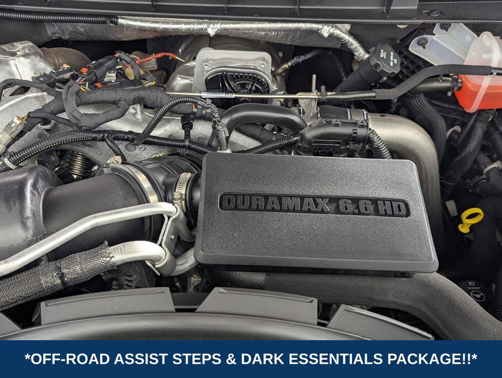 Used 2024 Chevrolet Silverado 2500 ZR2 w/ Technology Package image 11