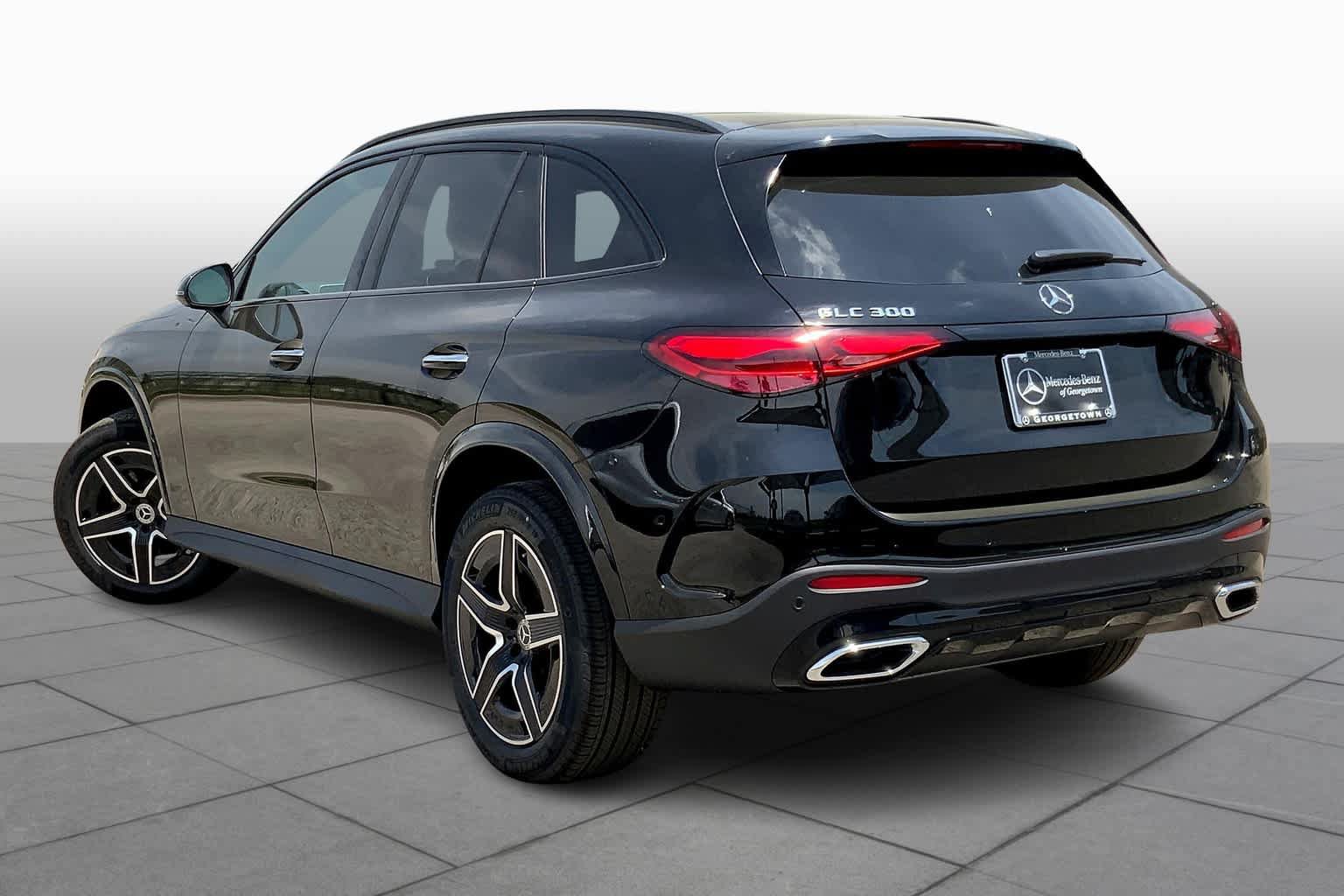 New 2025 Mercedes-Benz GLC 300 image 4