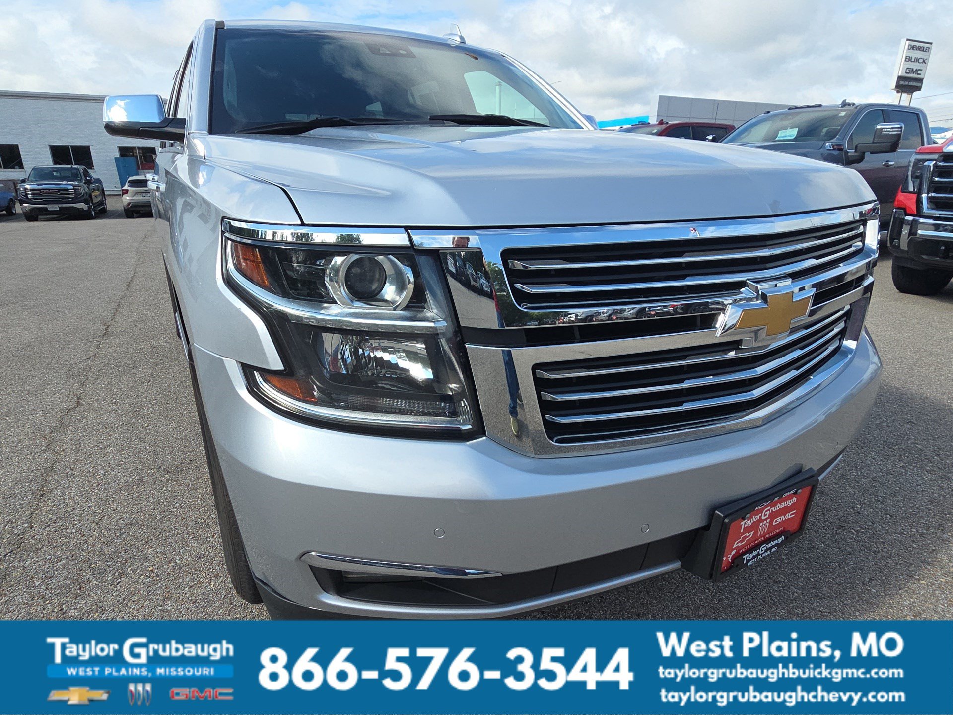 Used 2020 Chevrolet Tahoe Premier AWD/4WD image 11