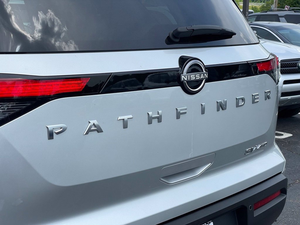 Certified 2024 Nissan Pathfinder SV w/ SV Premium Package AWD/4WD image 36
