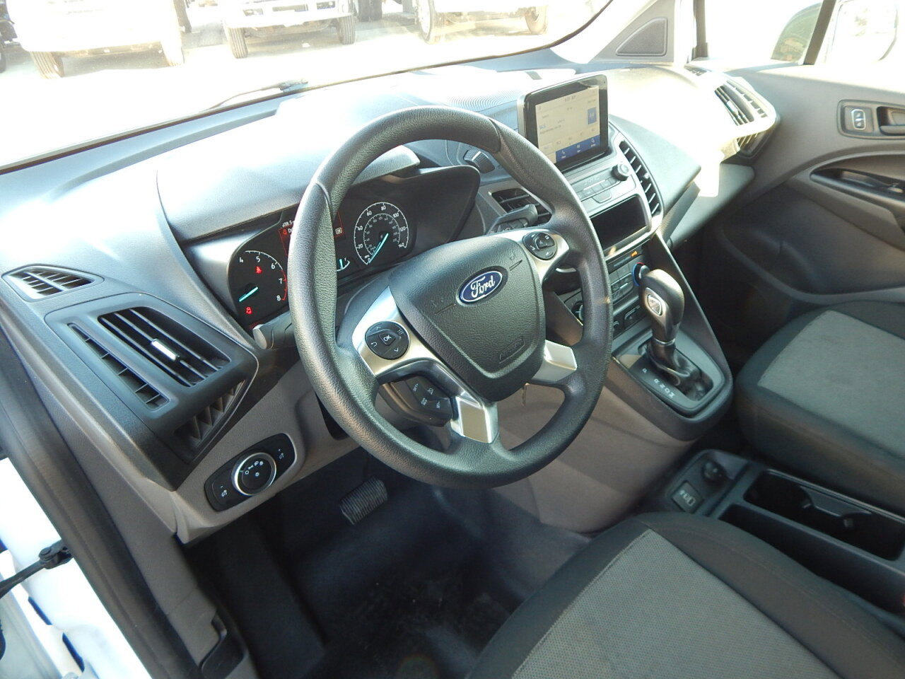 Used 2022 Ford Transit Connect XL image 15