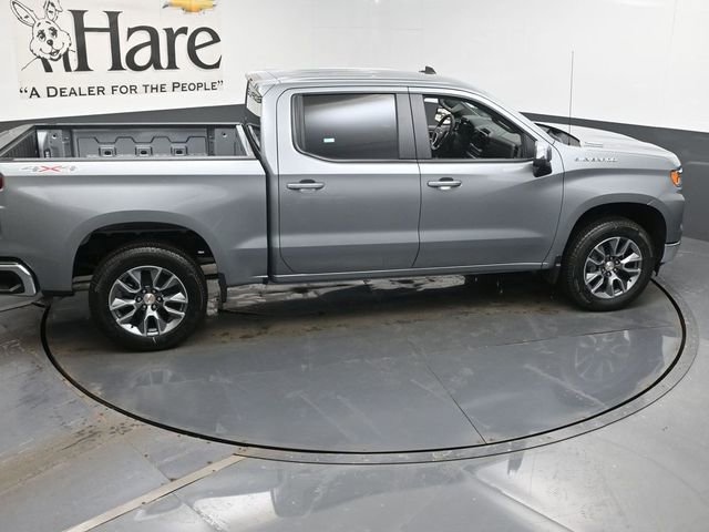 New 2026 Chevrolet Silverado 1500 LT image 17