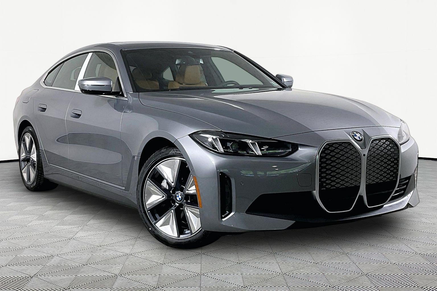 New 2026 BMW i4 xDrive40i w/ Premium Package AWD/4WD image 2