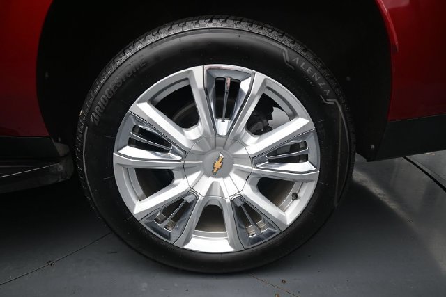 Used 2022 Chevrolet Suburban High Country AWD/4WD image 11