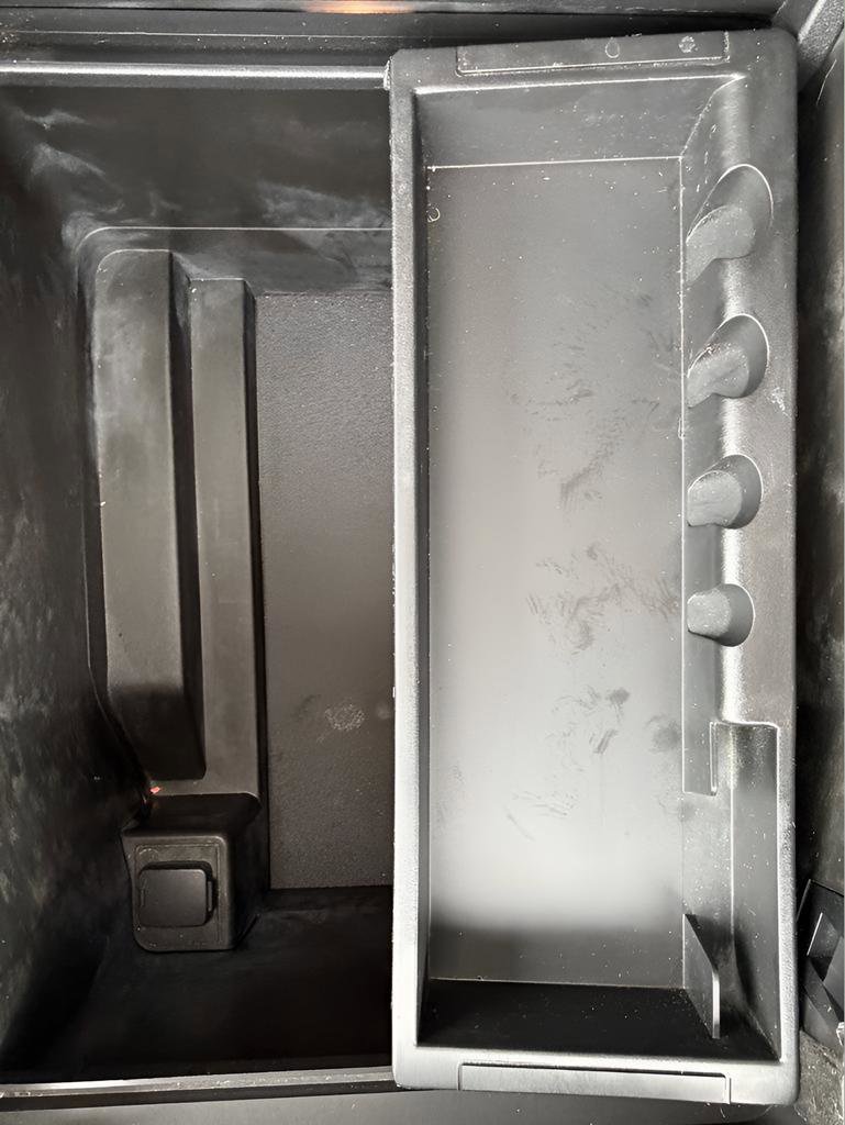 Used 2019 Ford F150 Raptor w/ Equipment Group 802A Luxury image 27