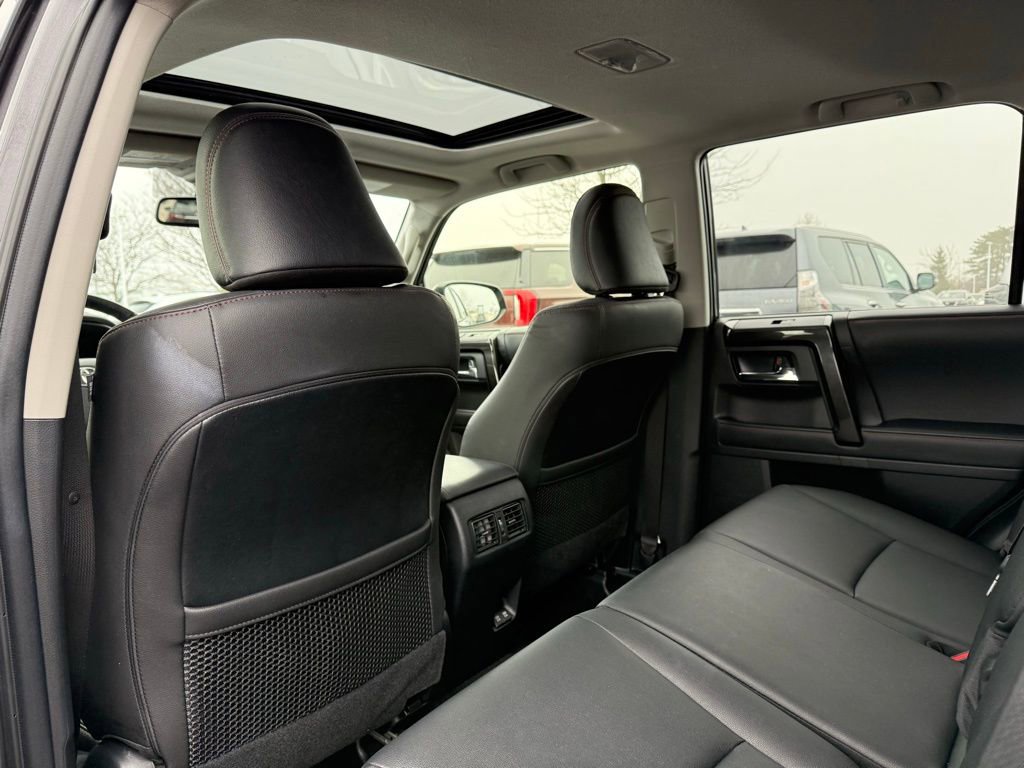 Used 2022 Toyota 4Runner TRD Off-Road Premium image 16
