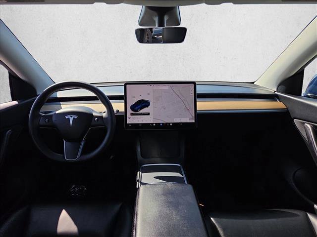 Used 2021 Tesla Model Y Long Range AWD/4WD image 15
