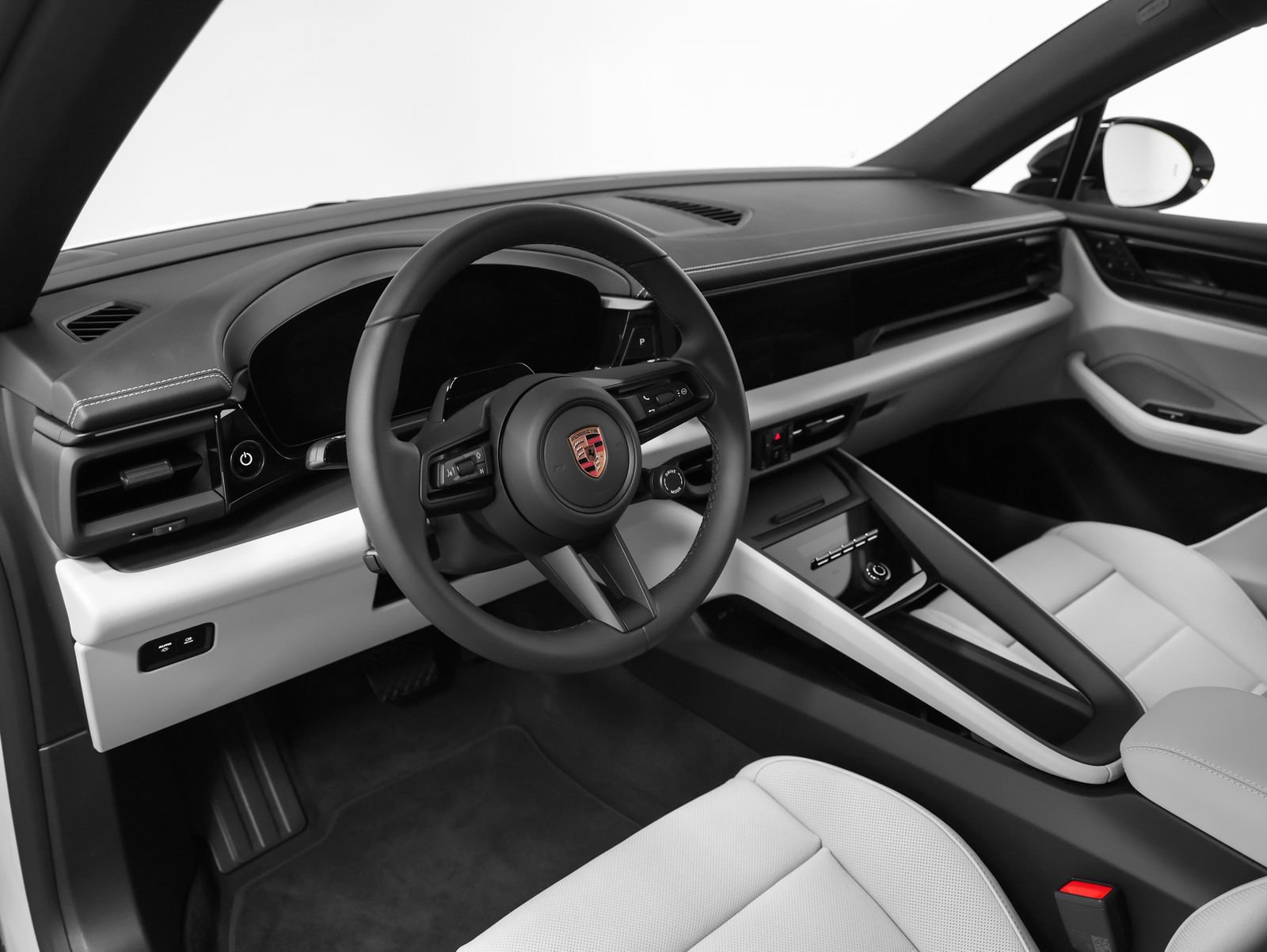 New 2026 Porsche Macan 4 Electric AWD/4WD image 4