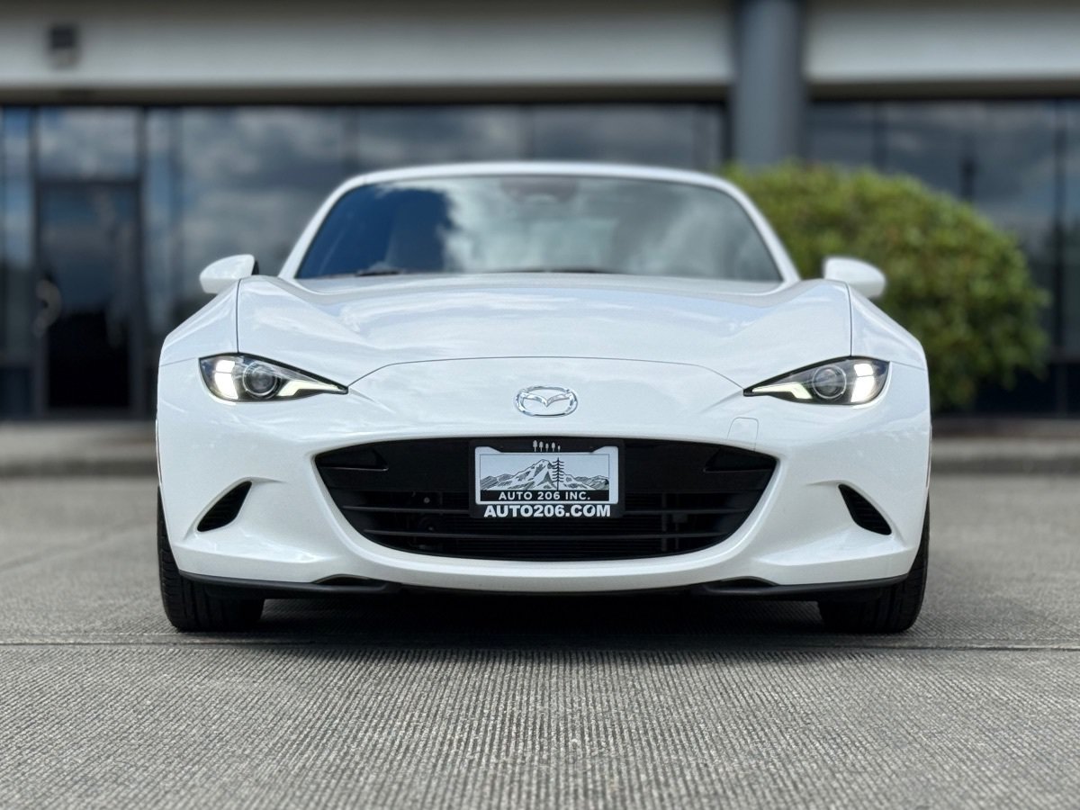 Used 2025 MAZDA MX-5 Miata RF Grand Touring RWD image 9