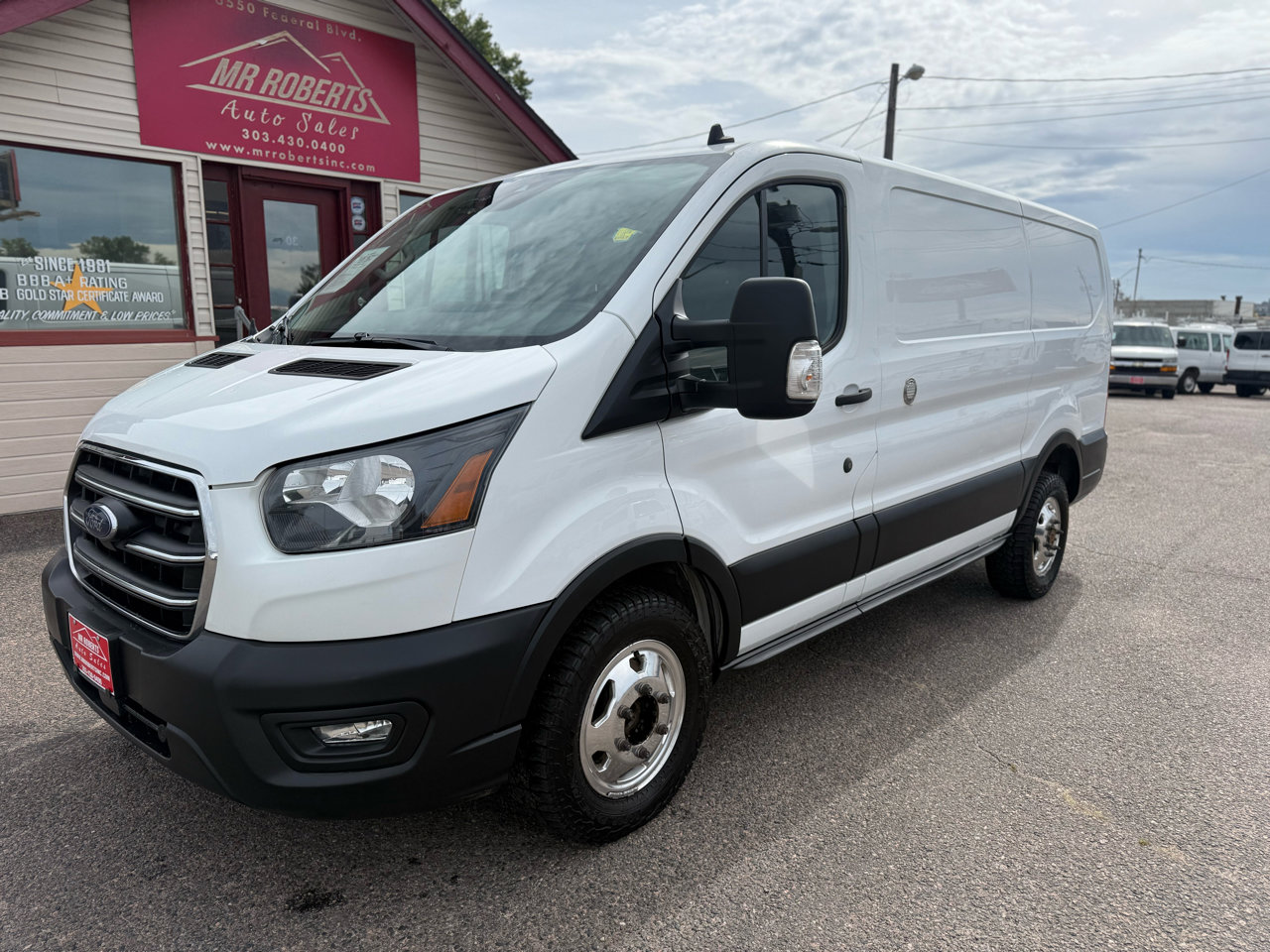 Used 2020 Ford Transit 250 Low Roof AWD image 4