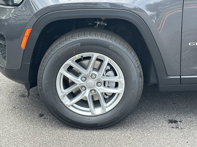 New 2026 Jeep Grand Cherokee Laredo X RWD image 11