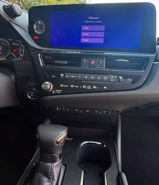 Certified 2025 Lexus ES 300h Ultra Luxury w/ Accessory Package (Z1) FWD image 23