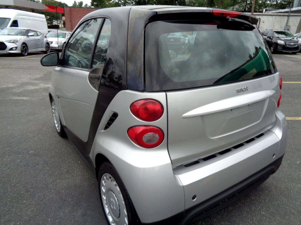 Used 2015 smart fortwo passion image 16