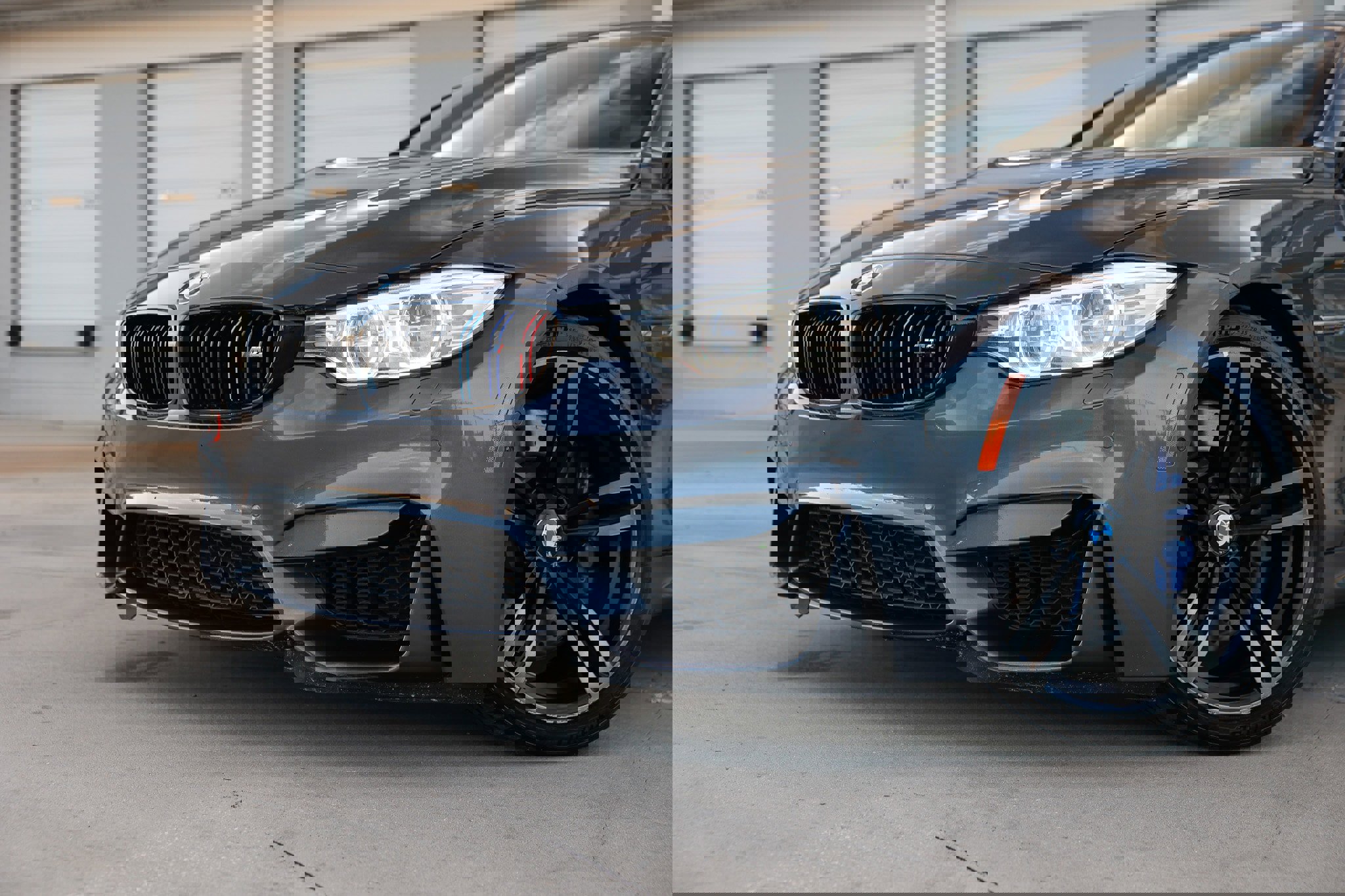 Used 2016 BMW M4 Convertible image 26