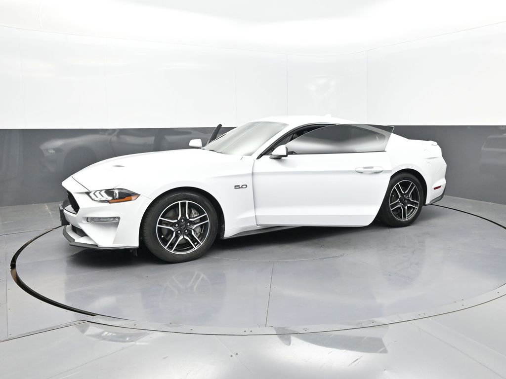 Used 2022 Ford Mustang GT Premium image 31